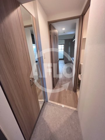 玄関　クローバー・プレミア長居公園東　玄関