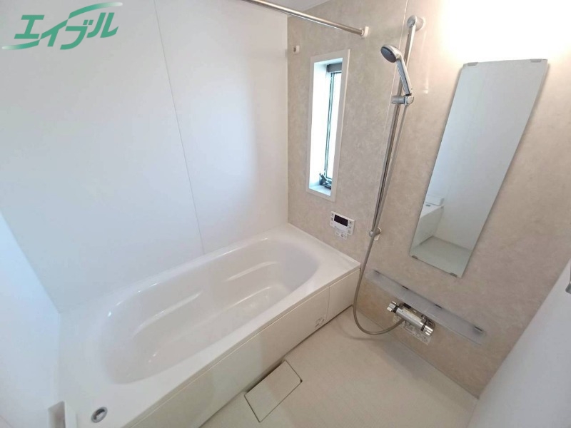 バス・シャワールーム　同型参考写真