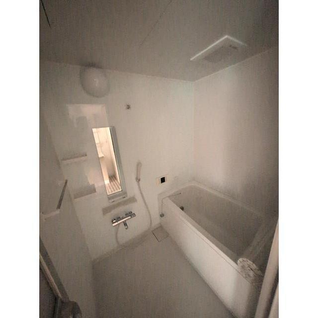 バス・シャワールーム　追い焚き付