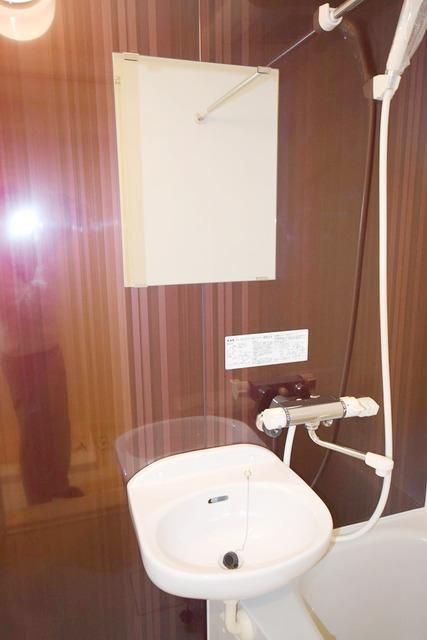 洗面設備　★★鏡ついてます★★