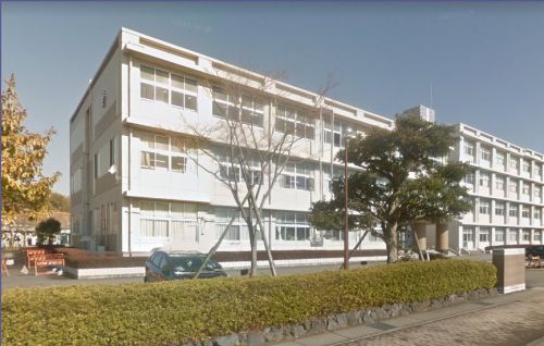 高校・高専　静岡県立三島南高等学校（高校・高専）まで416m