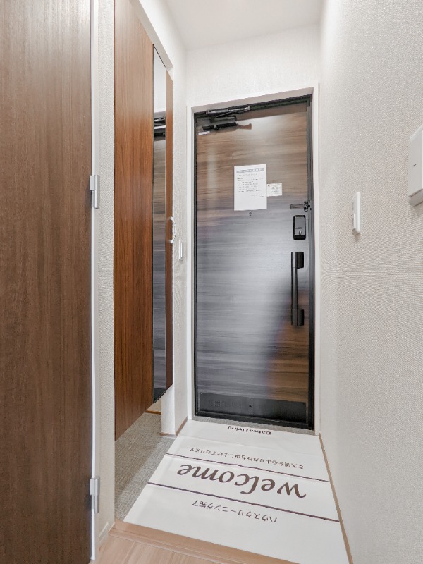 玄関　図面と現状に相違がある場合には現状を優先