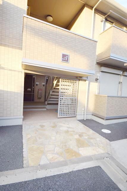 エントランス　★★全室角部屋3面採光★★