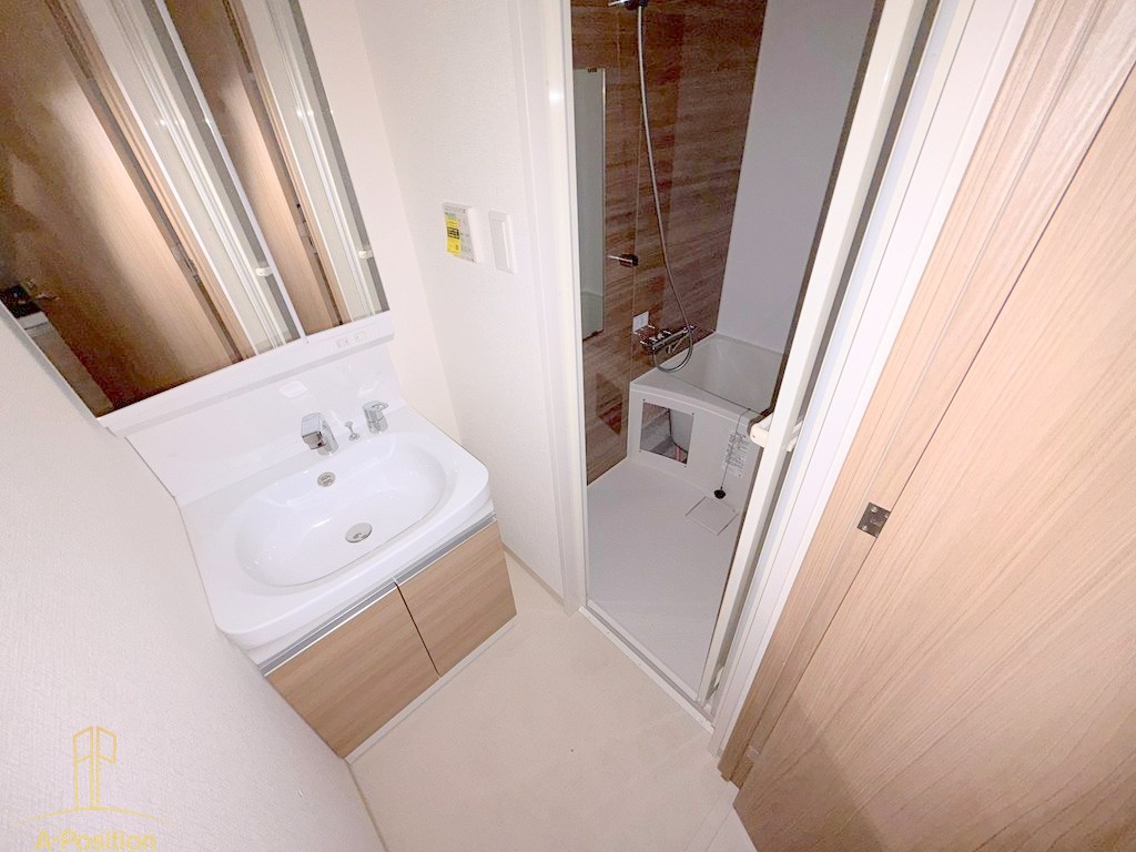 洗面設備　フォーリアライズ難波リアン