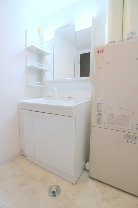 洗面設備　シャンプードレッサー付きです♪