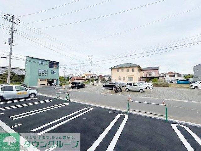 駐車場　駐車場