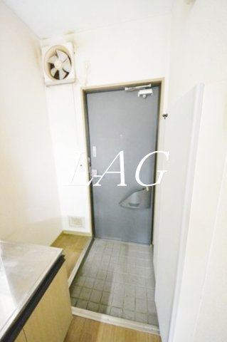 玄関　玄関です。