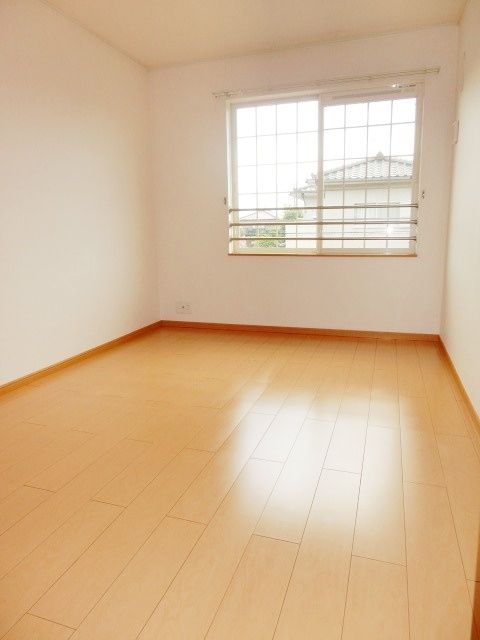 居室・リビング　南西向きの居室