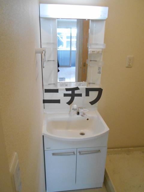 洗面設備　★独立洗面化粧台（シャンプードレッサー付）★