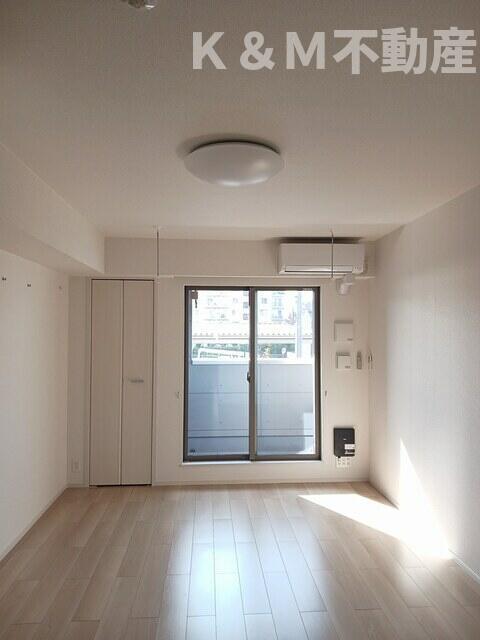 居室・リビング　使いやすい居間です