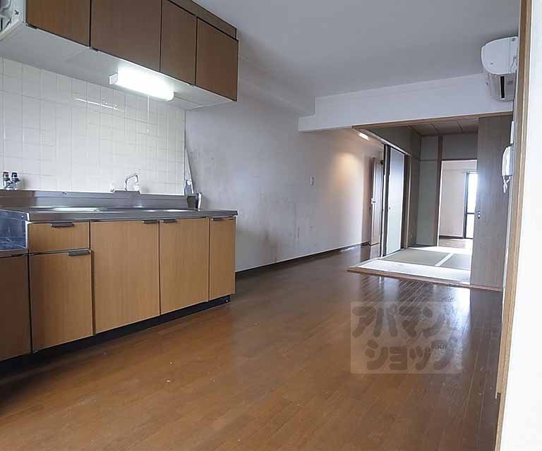 居室・リビング　リビング