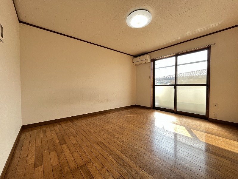 居室・リビング　※掲載情報と物件の現況が異なる場合、現況を優先とする。