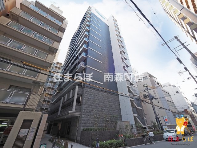 建物外観　「見ないで終わるには、惜しすぎる。」