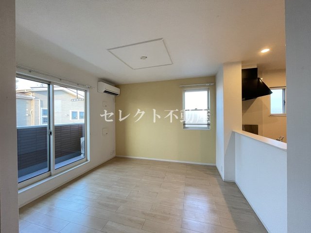 居室・リビング　【Ｖｉｌｌａ　アニバ　I】おしゃれなリビングです