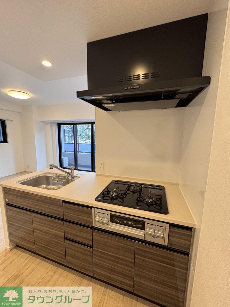 キッチン　エントランス