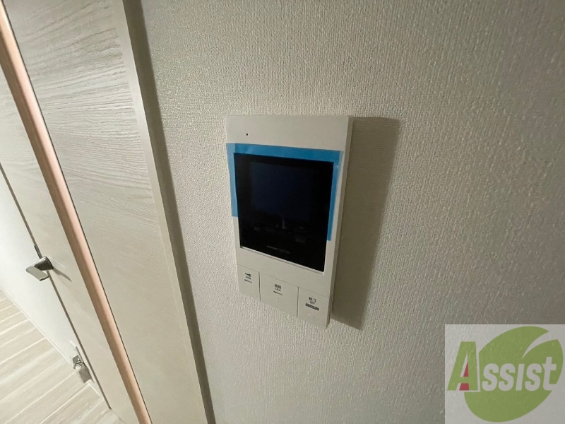 セキュリティ　ＴＶモニター付インターホンです。来客者の顔が見えるので安心！