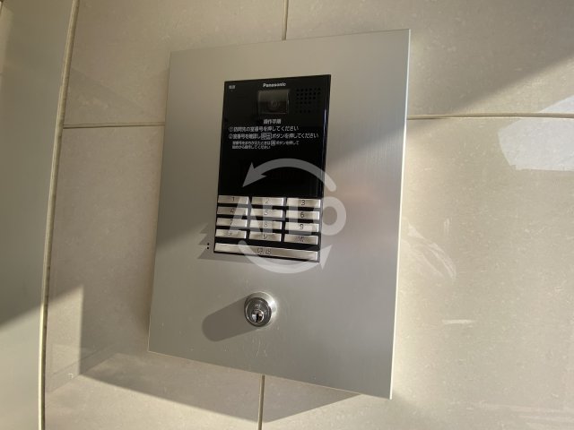 セキュリティ　クラヴィエ西梅田　オートロック