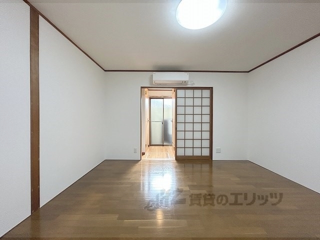 居室・リビング　洋室