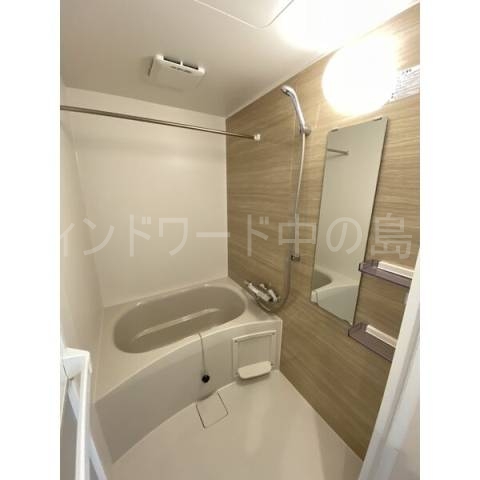 バス・シャワールーム　詳細は、ウィンドワード中の島店までご相談下さい。