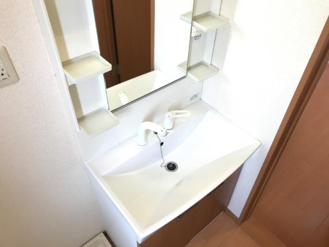 洗面設備　洗髪洗面化粧台