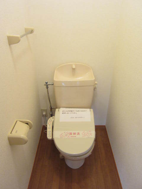 トイレ　洗浄便座