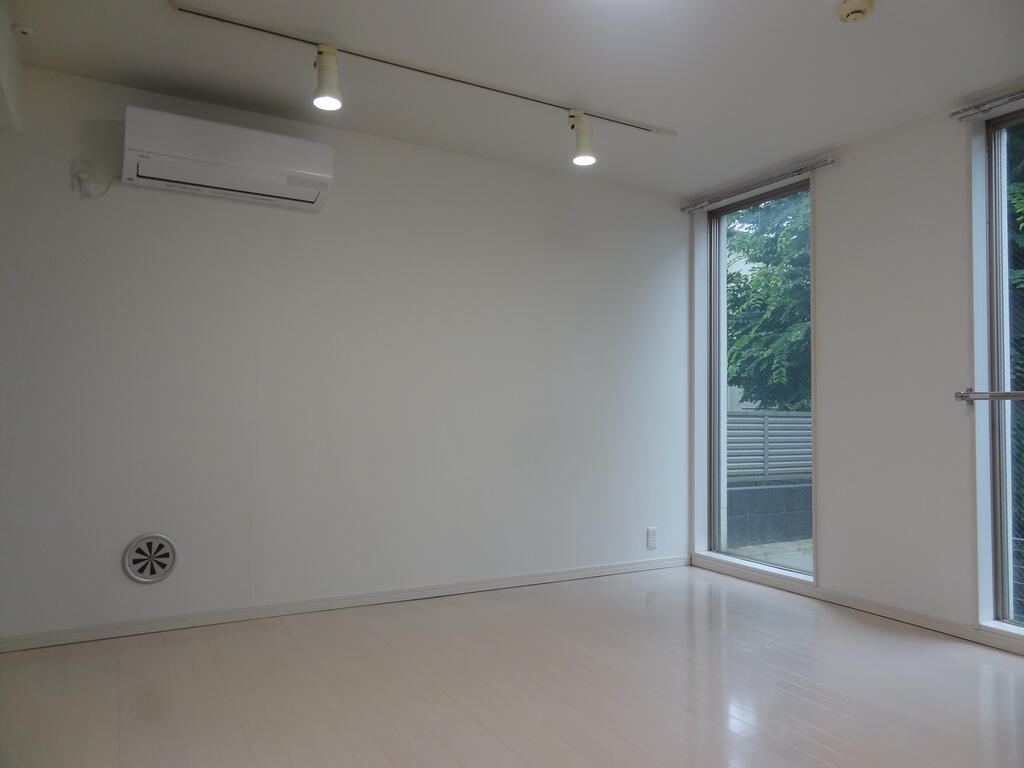 居室・リビング　ラディア北新宿　RADIA KITA-SHINJUKU