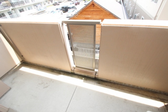 バルコニー　※別部屋の写真です