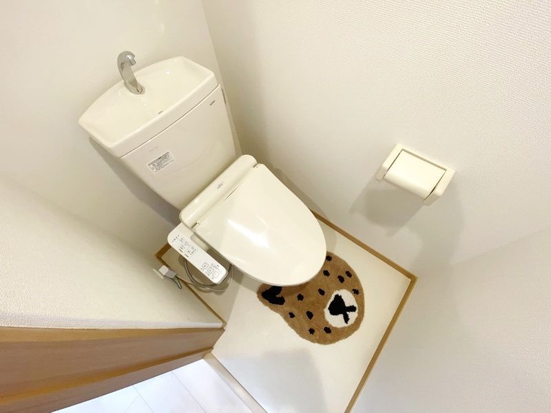 トイレ　トイレ