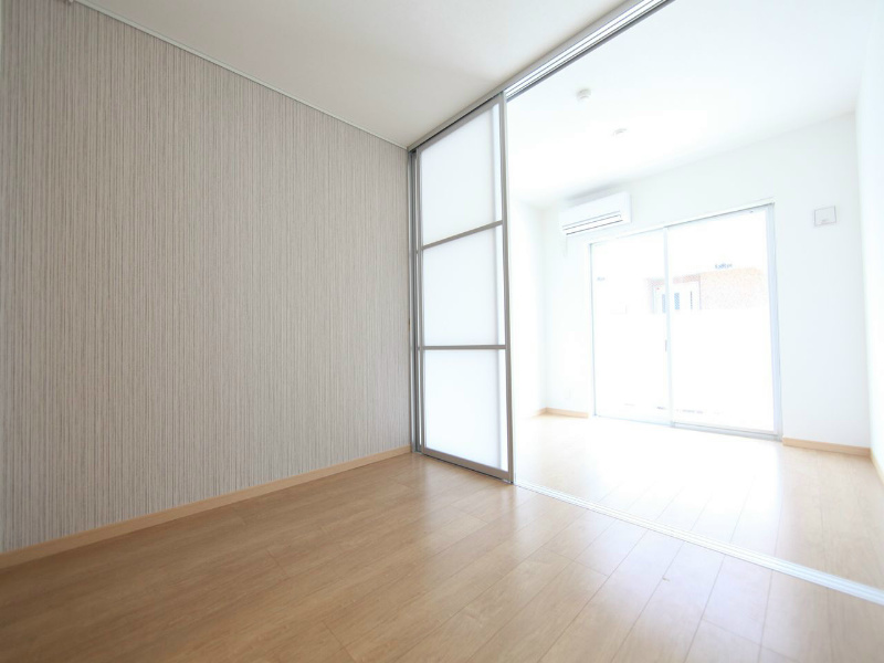 その他部屋・スペース　洋室4.4帖　洋室4.3帖とつなげても仕切っても使えます