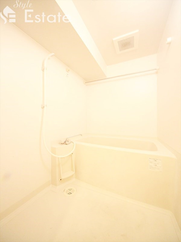 バス・シャワールーム　バスルーム