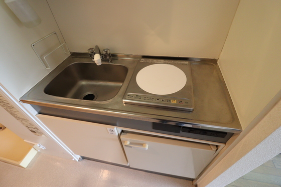 キッチン　※別の部屋の写真です。