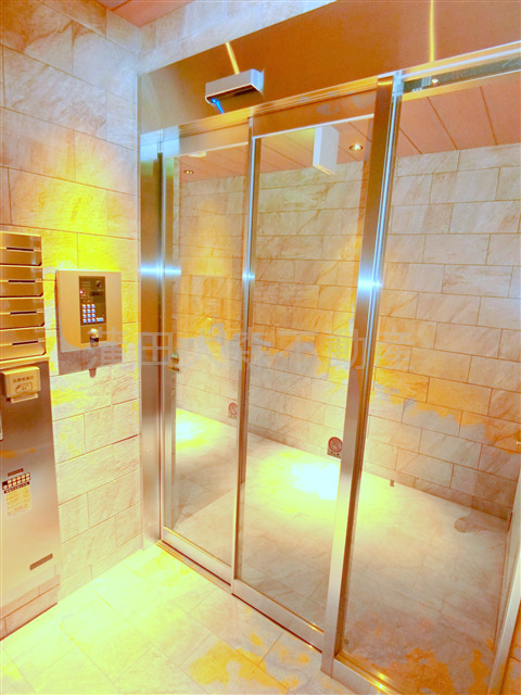 エントランス　エントランス　オートロック