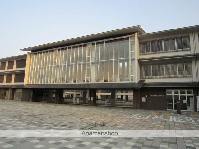 小学校　近江八幡市立金田小学校（小学校）まで745m