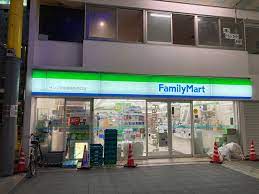 コンビニ　ファミリーマートサンズ京急蒲田駅西口店（コンビニ）まで204m