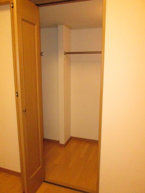 収納　ウォークインクローゼットです♪