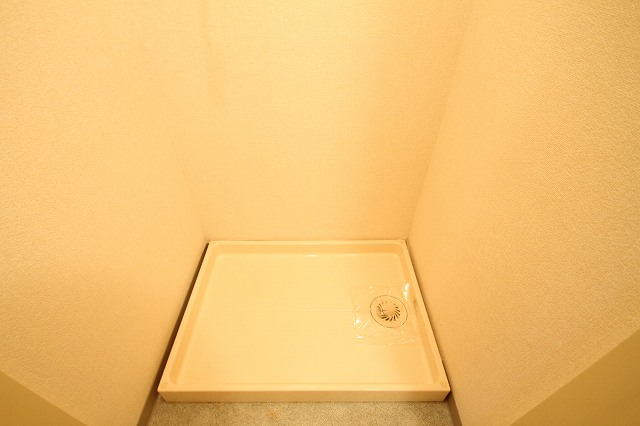 その他　室内洗濯機置場です。