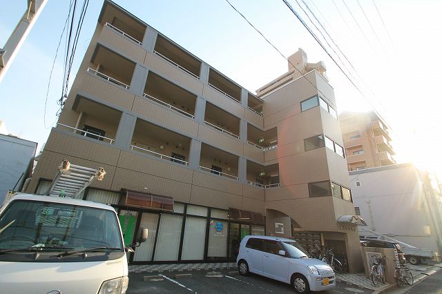 建物外観　キレイな外観です。