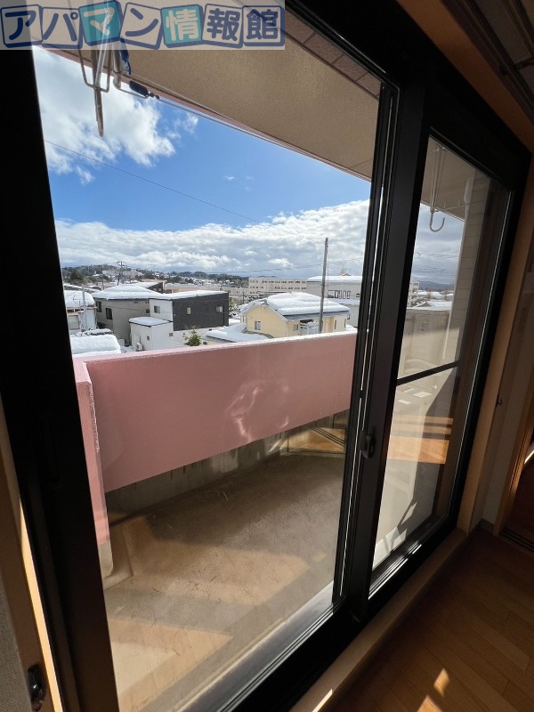 バルコニー　※別号室のお写真になります