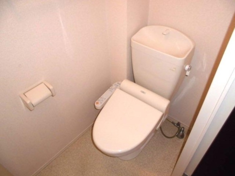 トイレ　図面と現状に相違がある場合には現状を優先