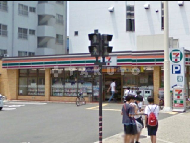 コンビニ　セブンイレブン 吹田南金田1丁目店（コンビニ）まで642m