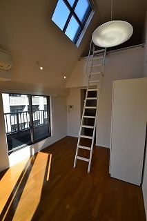 居室・リビング　使いやすい形の為、レイアウトを楽しめます♪