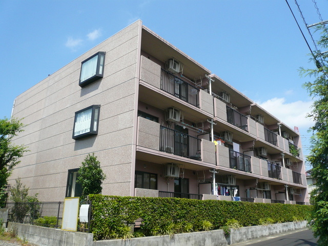 建物外観　南向きで日当たり良好★