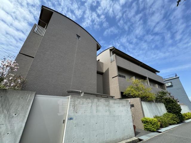 建物外観　オンライン内覧・現地案内も可能です