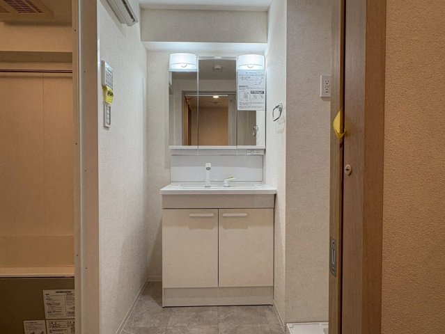 洗面設備　ポルタニグラサウス