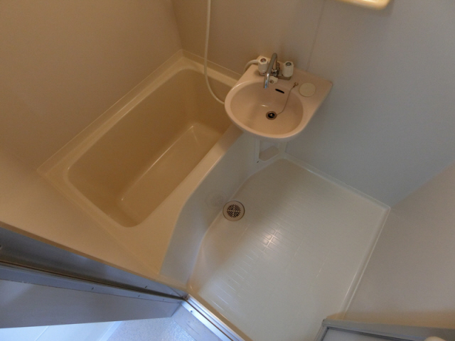 バス・シャワールーム　バスルーム