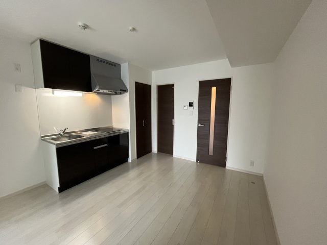 居室・リビング　イメージとして同建物他部屋を表示しています