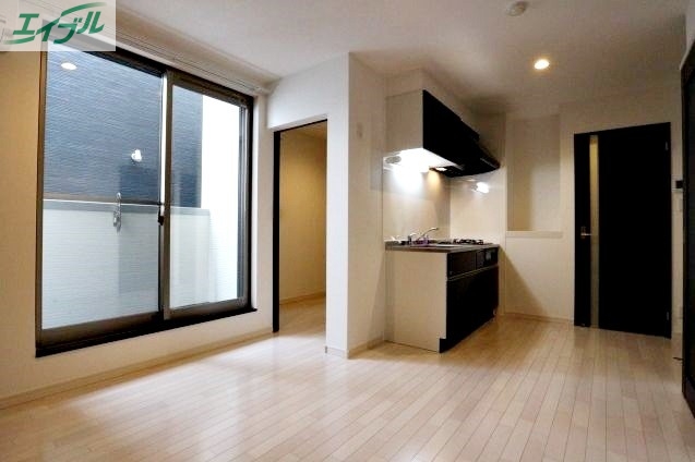 居室・リビング　同タイプ仕様