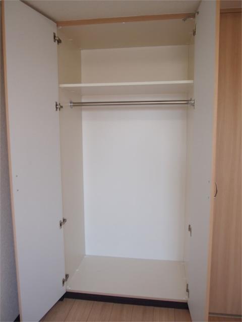 収納　クローゼット