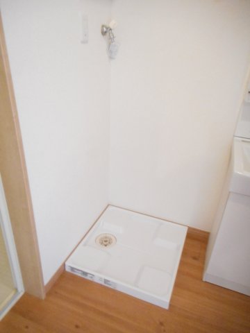 洗面設備　洗濯機置場