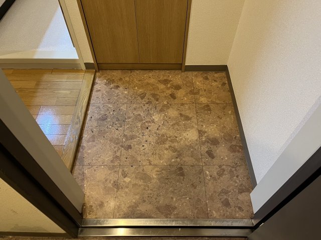 玄関　アル・ドゥ・6